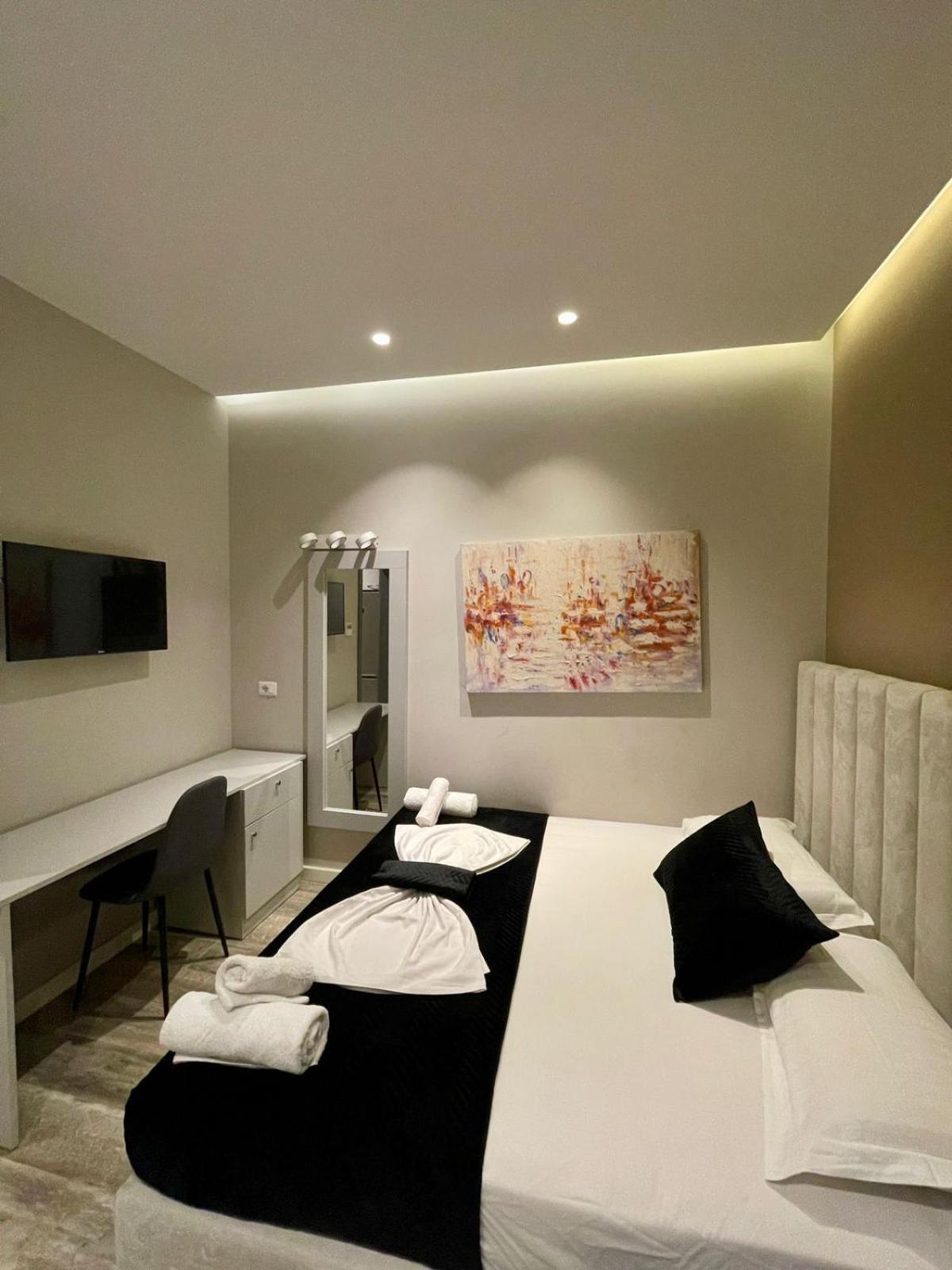 Premium City Studio & Suite Tirana Exterior photo