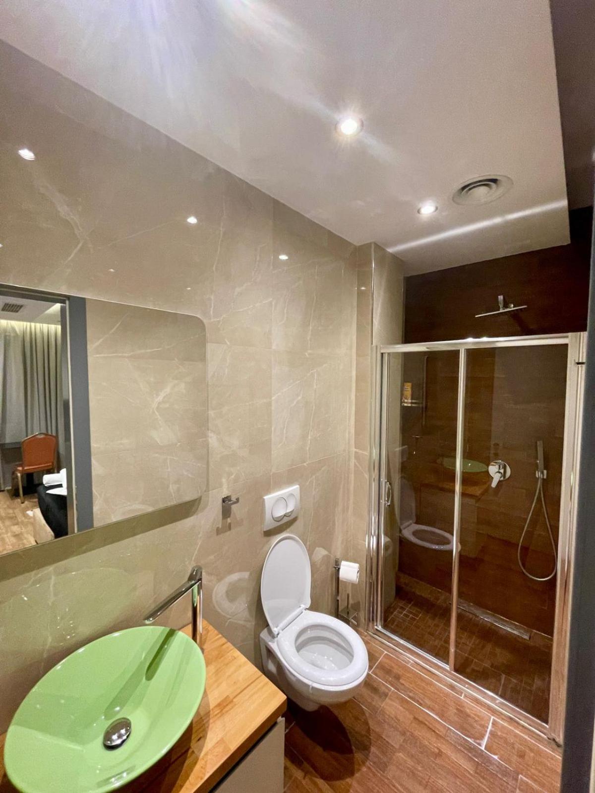 Premium City Studio & Suite Tirana Exterior photo