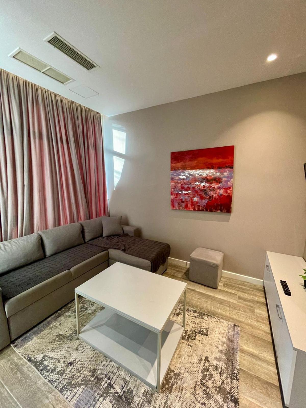 Premium City Studio & Suite Tirana Exterior photo