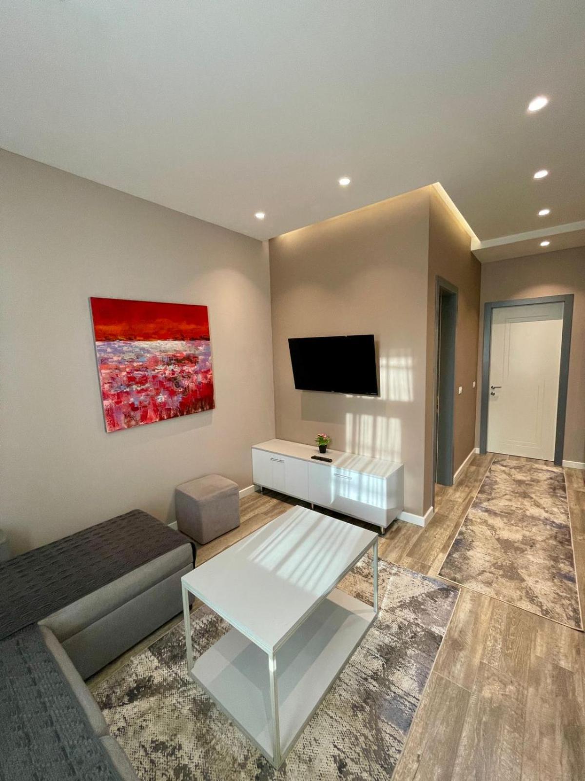 Premium City Studio & Suite Tirana Exterior photo